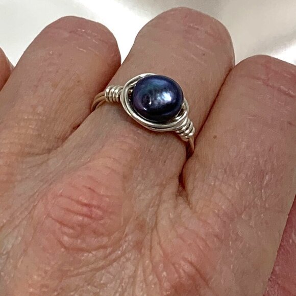 Genuine Black Pearl Ring Silver Tone Copper Wire & Black Pearl Order To Fit - Picture 2 of 8